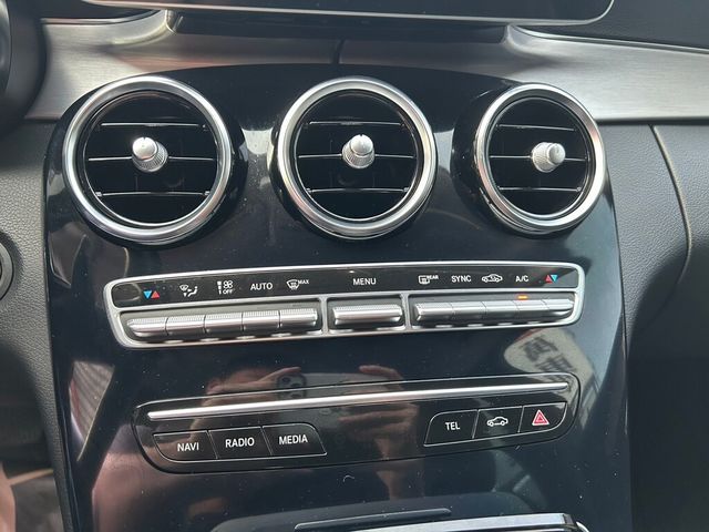 M-BENZ賓士 C200  第6張相片