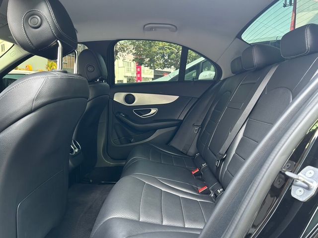 M-BENZ賓士 C200  第13張相片