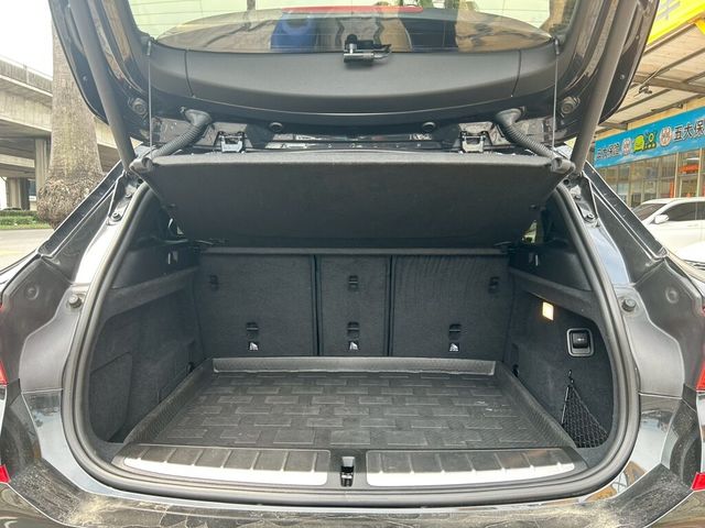 BMW寶馬 X2  第13張相片