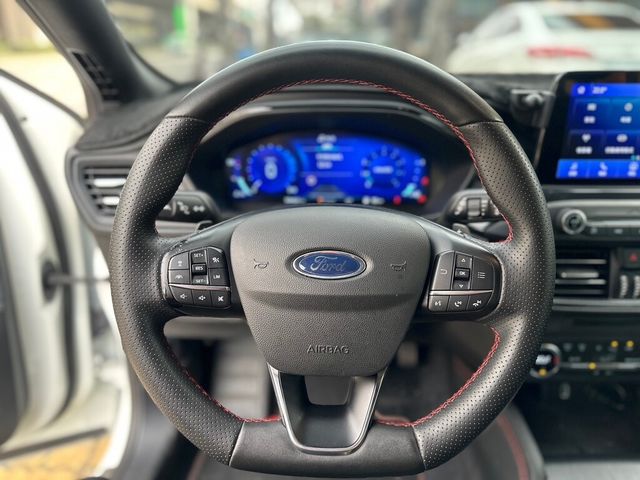 FORD福特 FOCUS  第7張相片