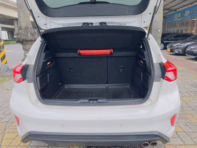 FORD福特 FOCUS  第35張相片