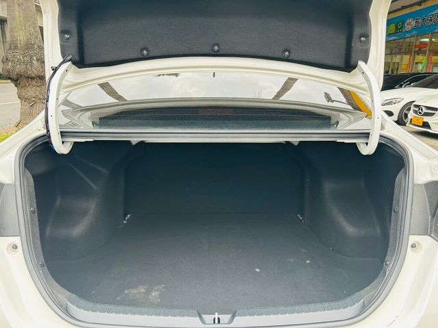 TOYOTA豐田 VIOS  第17張相片