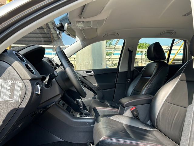 VOLKSWAGEN福斯 TIGUAN  第5張相片