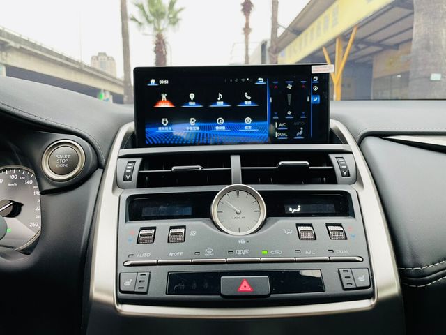 LEXUS凌志 NX200  第7張相片