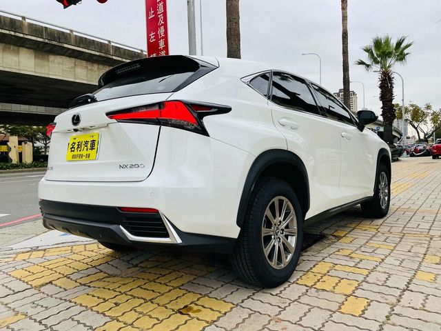 LEXUS凌志 NX200  第15張相片