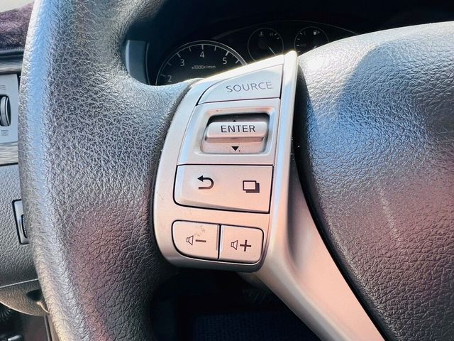 NISSAN日產 TIIDA  第6張相片