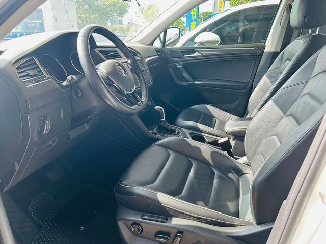 VOLKSWAGEN福斯 TIGUAN  第3張相片