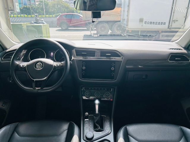VOLKSWAGEN福斯 TIGUAN  第12張相片