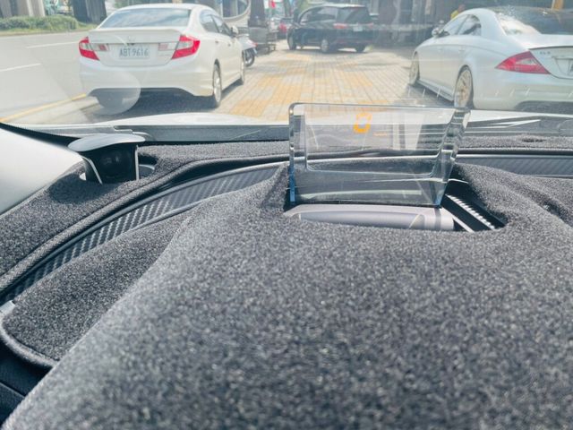 LUXGEN納智捷 U6 TURBO  第4張相片