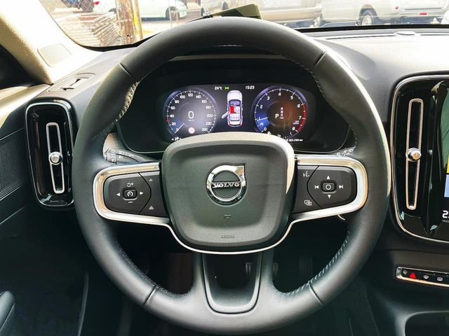 VOLVO富豪 XC40  第4張相片