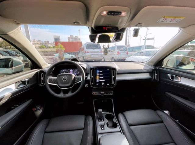 VOLVO富豪 XC40  第5張相片