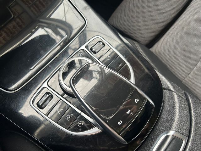 M-BENZ賓士 E200  第12張相片