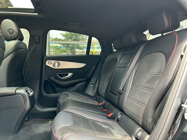 M-BENZ賓士 GLC43 AMG COUPE  第15張相片