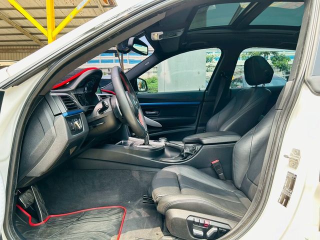 BMW寶馬 328I GT  第3張相片