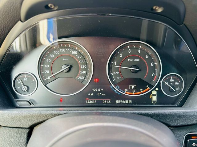 BMW寶馬 328I GT  第5張相片