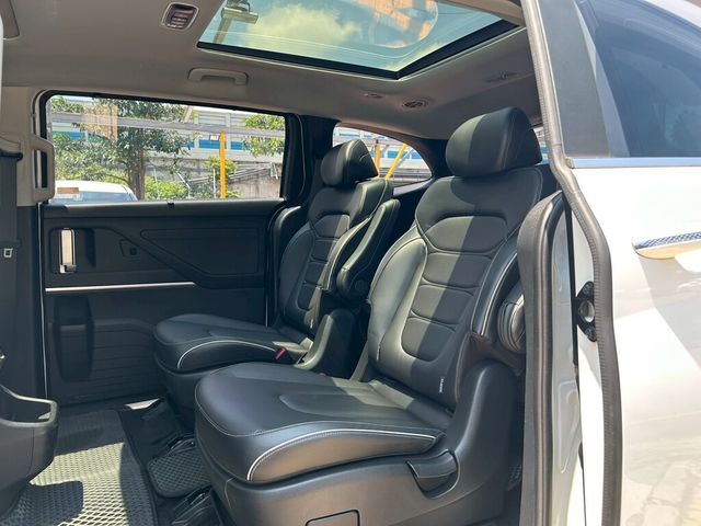 HYUNDAI現代 CUSTIN  第14張相片