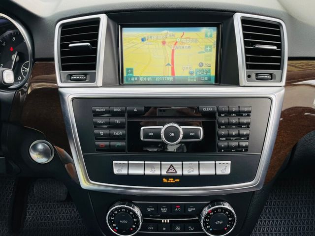 M-BENZ賓士 ML350  第5張相片