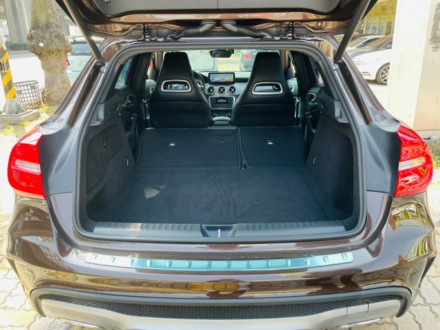 M-BENZ賓士 GLA200D  第12張相片