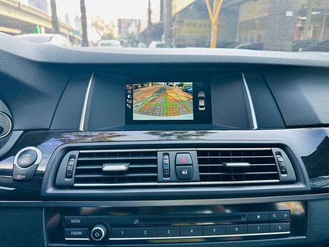 BMW寶馬 520D  第6張相片