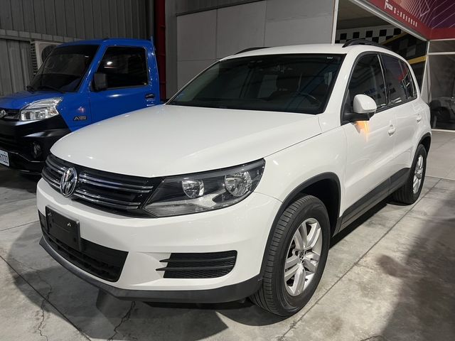 VOLKSWAGEN福斯 TIGUAN  第1張相片