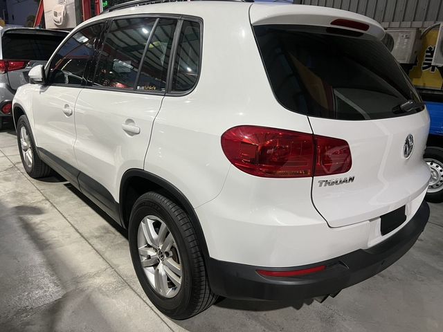 VOLKSWAGEN福斯 TIGUAN  第9張相片