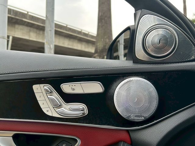 M-BENZ賓士 C300  第11張相片