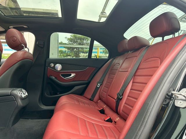 M-BENZ賓士 C300  第15張相片