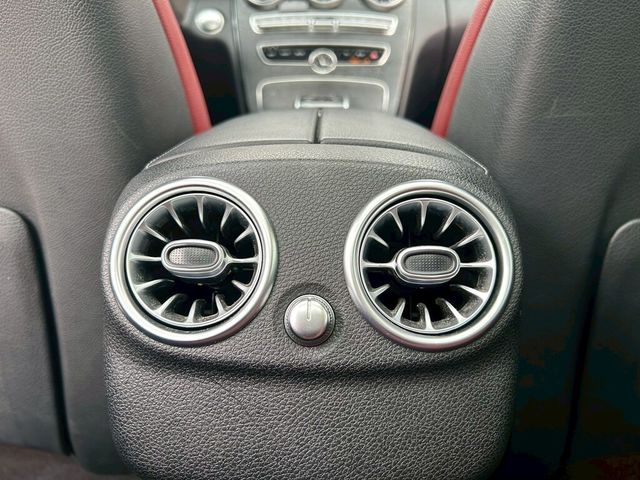 M-BENZ賓士 C300  第16張相片