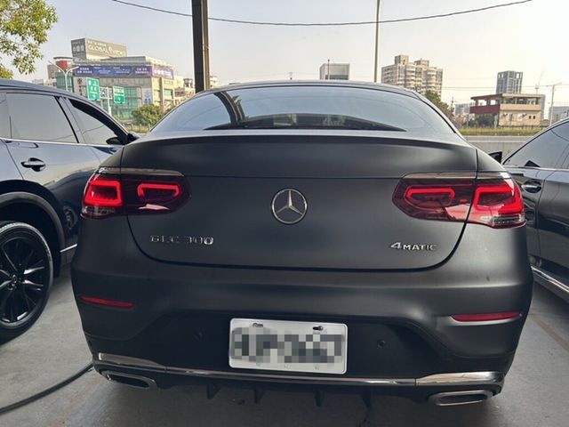 M-BENZ賓士 GLC300 AMG COUPE  第19張相片