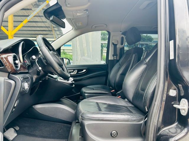 M-BENZ賓士 V250 D  第3張相片