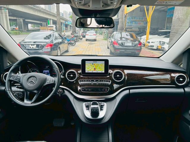 M-BENZ賓士 V250 D  第12張相片
