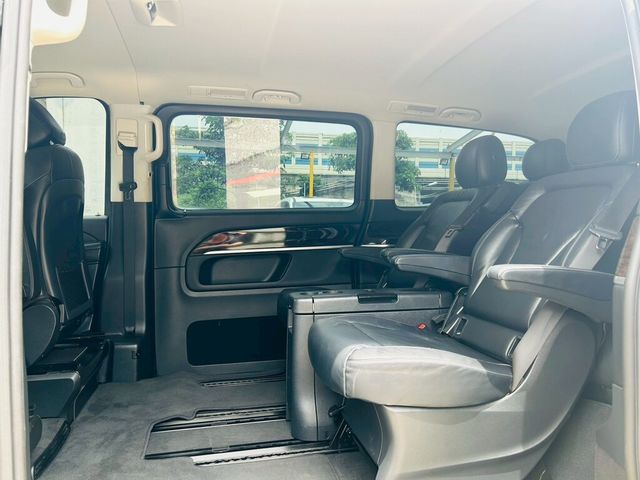 M-BENZ賓士 V250 D  第13張相片