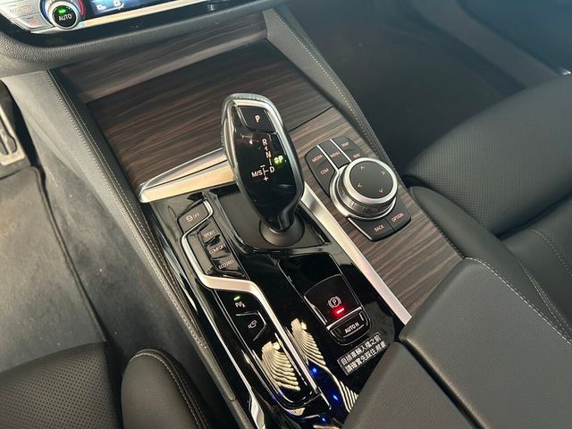 BMW寶馬 520I  第8張相片