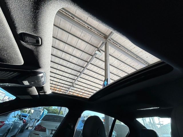 BMW寶馬 520I  第12張相片
