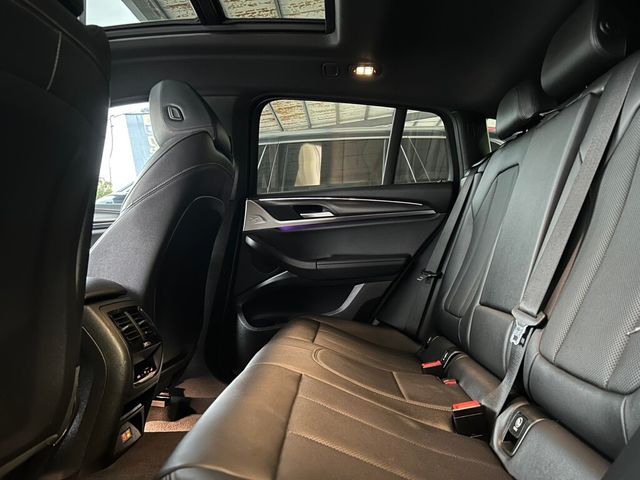 BMW寶馬 X4 XDRIVE30I  第13張相片