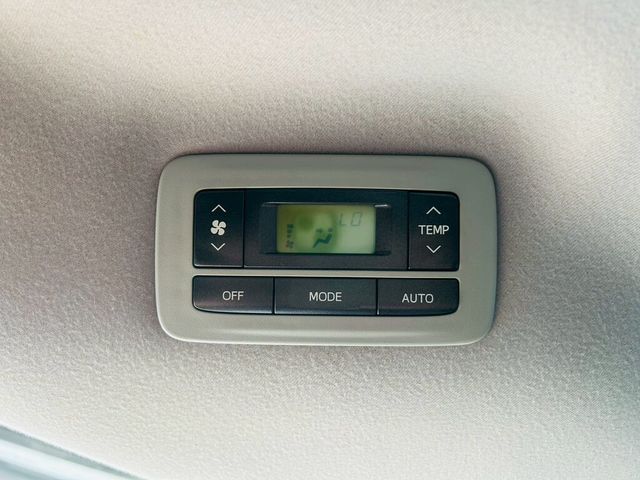 TOYOTA豐田 SIENNA  第12張相片