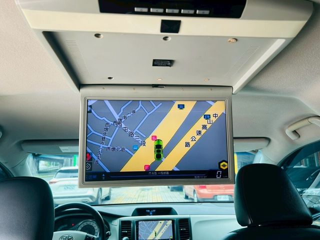 TOYOTA豐田 SIENNA  第13張相片