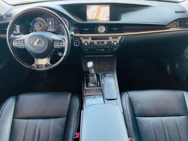 LEXUS凌志 ES300H  第4張相片
