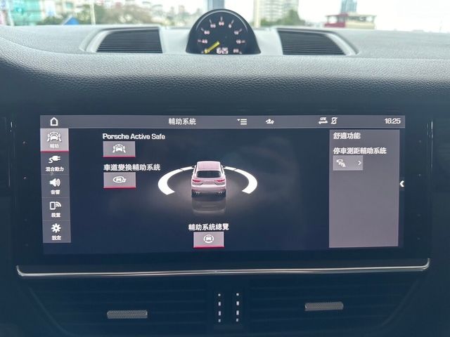 PORSCHE保時捷 CAYENNE  第7張相片