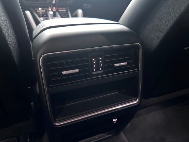 PORSCHE保時捷 CAYENNE  第15張相片