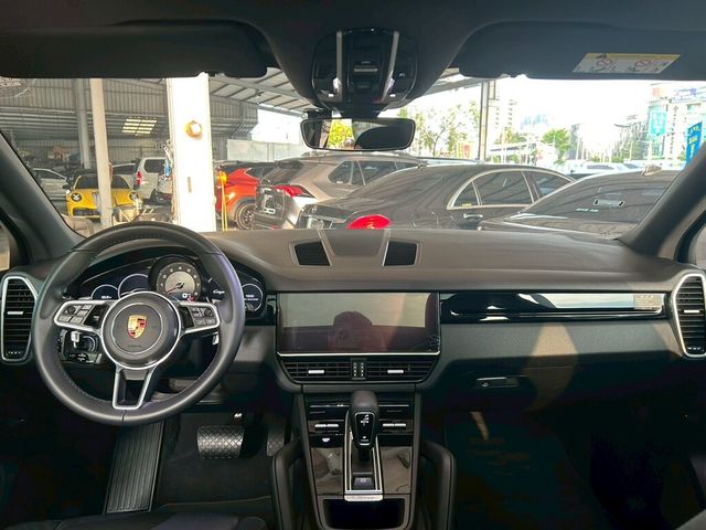 PORSCHE保時捷 CAYENNE  第14張相片