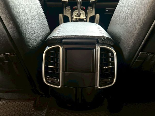 PORSCHE保時捷 CAYENNE  第11張相片