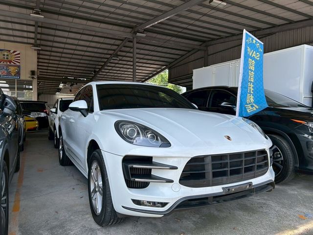 PORSCHE保時捷 MACAN TURBO  第1張相片
