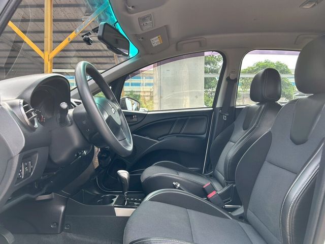 MITSUBISHI三菱 COLT PLUS  第3張相片