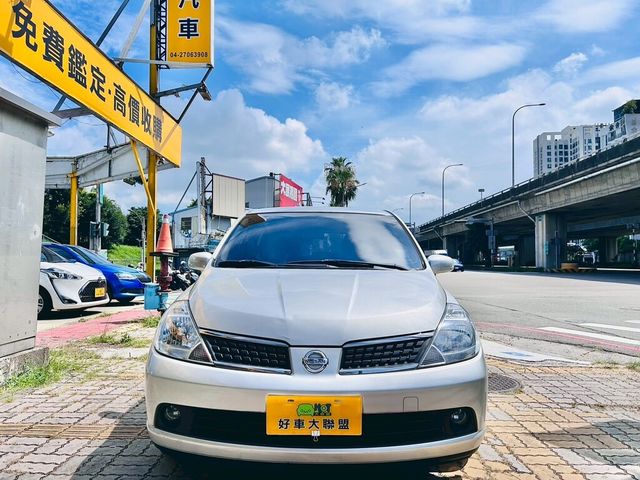 NISSAN日產 TIIDA  第2張相片
