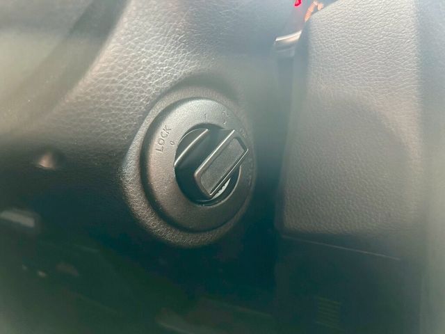 NISSAN日產 TIIDA  第9張相片
