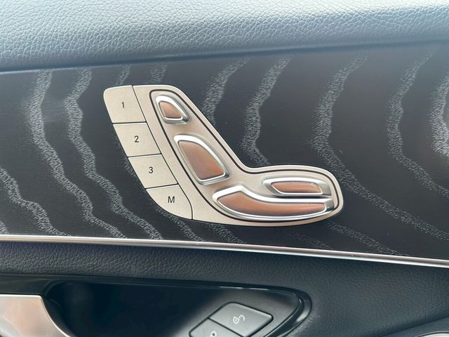M-BENZ賓士 GLC300 AMG COUPE  第12張相片