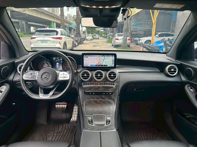 M-BENZ賓士 GLC300 AMG COUPE  第14張相片