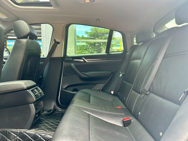 BMW寶馬 X4 XDRIVE28I  第12張相片