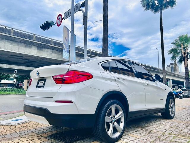 BMW寶馬 X4 XDRIVE28I  第17張相片
